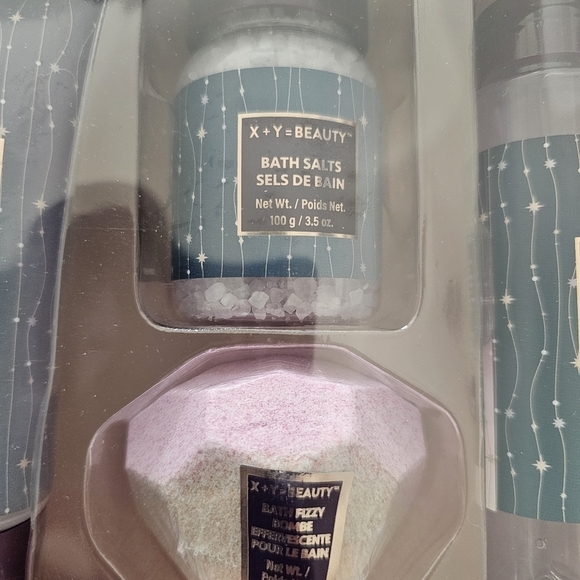 X+Y=Beauty Pamper Kit. New/Unopened - Picture 6 of 8